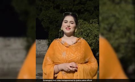 aliza viral video|Aliza Sehar Viral Video: Pakistani TikTok Star Makes Headlines。